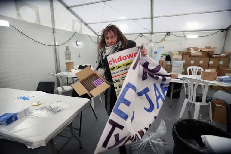 Anti-vaxxers storm Covid testing centre and trash equipment in ‘disgraceful’ protest Anti-vaxxers storm Covid testing centre and trash equipment in ‘disgraceful’ protest