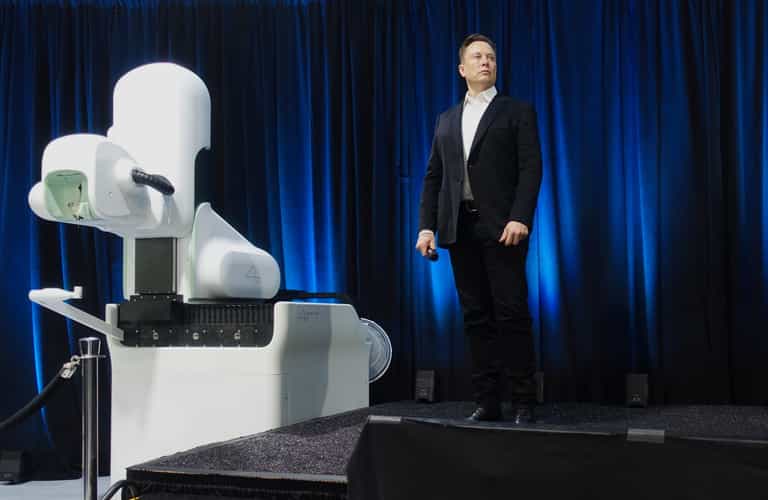 Elon Musk says humans could receive Neuralink chips from next year Elon Musk says humans could receive Neuralink chips from next year