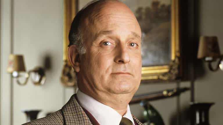 Vicar of Dibley star Gary Waldhorn dies aged 78 Vicar of Dibley star Gary Waldhorn dies aged 78