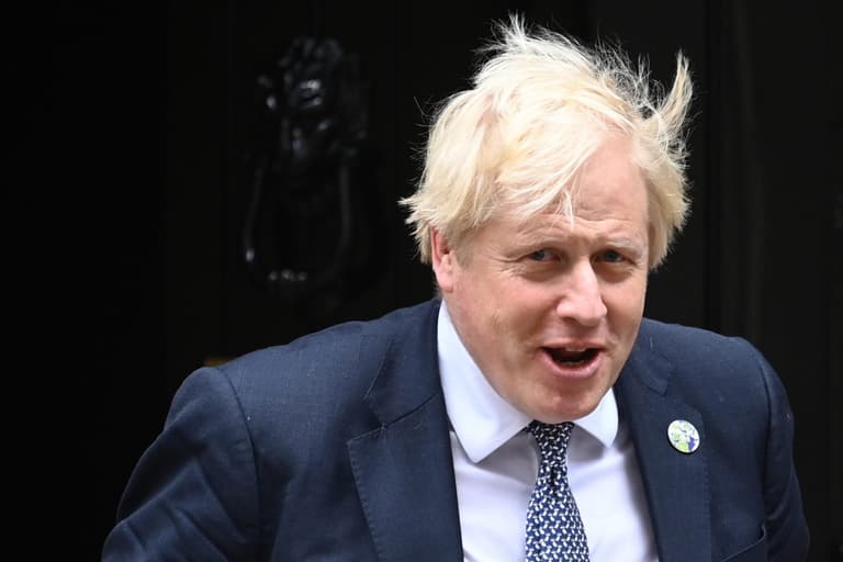 MPs set to get £2,000 pay rise on same day that energy bills rocket for thousands MPs set to get £2,000 pay rise on same day that energy bills rocket for thousands
