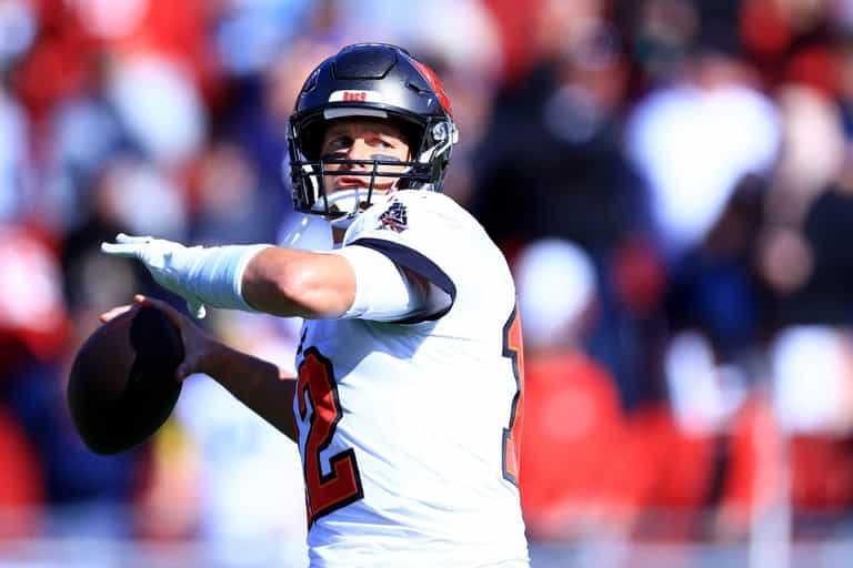 Tom Brady reportedly yet to make final decision on retirement despite NFL announcement Tom Brady reportedly yet to make final decision on retirement despite NFL announcement