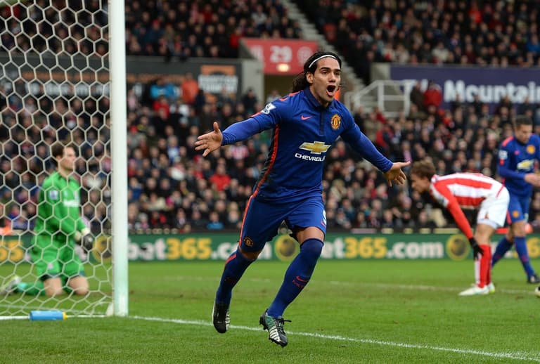 Rio Ferdinand claims Man Utd are repeating Radamel Falcao mistake with two forwards Rio Ferdinand claims Man Utd are repeating Radamel Falcao mistake with two forwards