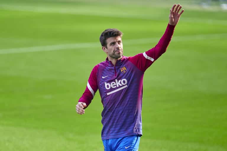 Gerard Piqué responds to journalist’s wage claim by posting screenshot of bank transfer Gerard Piqué responds to journalist’s wage claim by posting screenshot of bank transfer