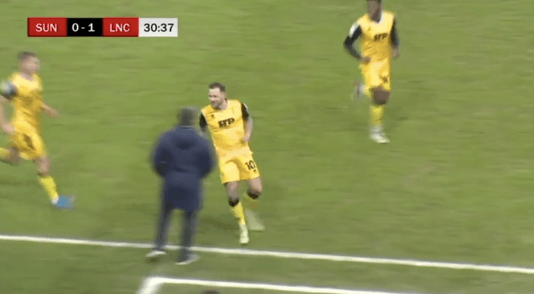Lincoln striker celebrates in former manager’s face after scoring against Sunderland Lincoln striker celebrates in former manager’s face after scoring against Sunderland