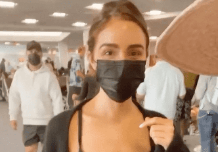 Former Miss Universe told to ‘put on blouse’ before flight in ‘f***ed up’ decision Former Miss Universe told to ‘put on blouse’ before flight in ‘f***ed up’ decision