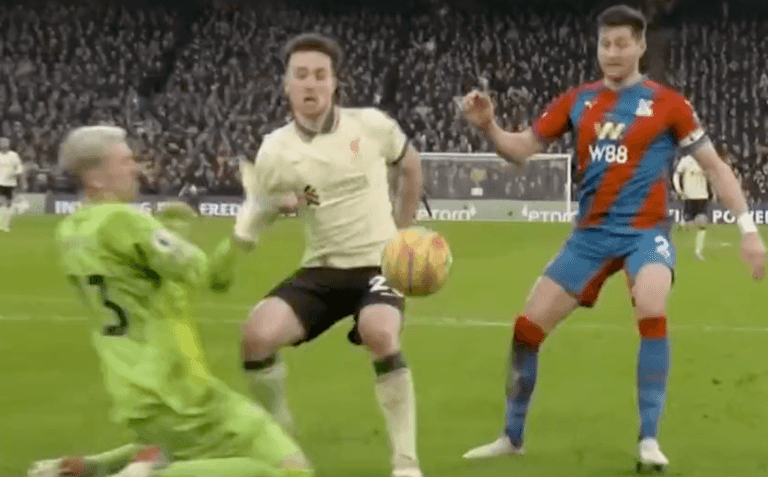 Fans outraged by controversial VAR penalty call as Liverpool beat Crystal Palace Fans outraged by controversial VAR penalty call as Liverpool beat Crystal Palace