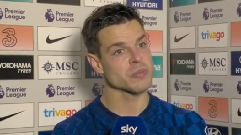 Cesar Azpilicueta insists Sadio Mane should have been sent-off for early elbow Cesar Azpilicueta insists Sadio Mane should have been sent-off for early elbow