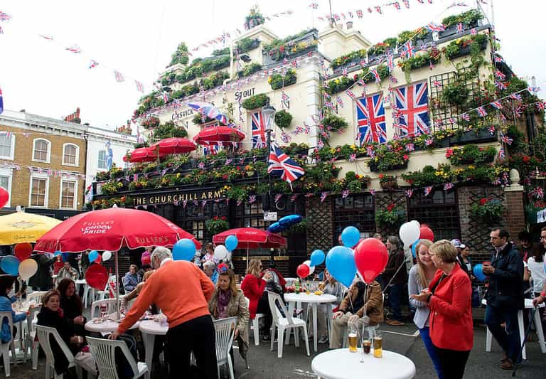 Four-day bank holiday weekend dates confirmed by Buckingham Palace Four-day bank holiday weekend dates confirmed by Buckingham Palace