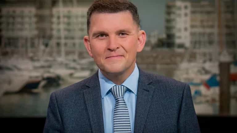 ITV News reporter Gary Burgess dies aged 46 ITV News reporter Gary Burgess dies aged 46