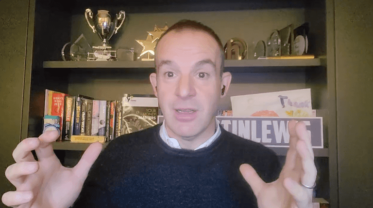 Martin Lewis shares genius washing machine hack to help households survive energy crisis Martin Lewis shares genius washing machine hack to help households survive energy crisis