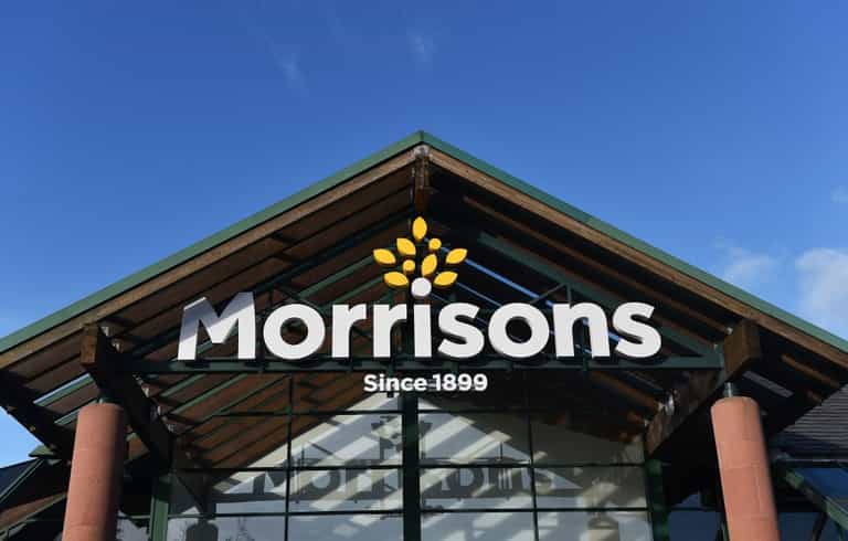 Morrisons becomes first UK supermarket to cut sick pay for unvaccinated staff Morrisons becomes first UK supermarket to cut sick pay for unvaccinated staff