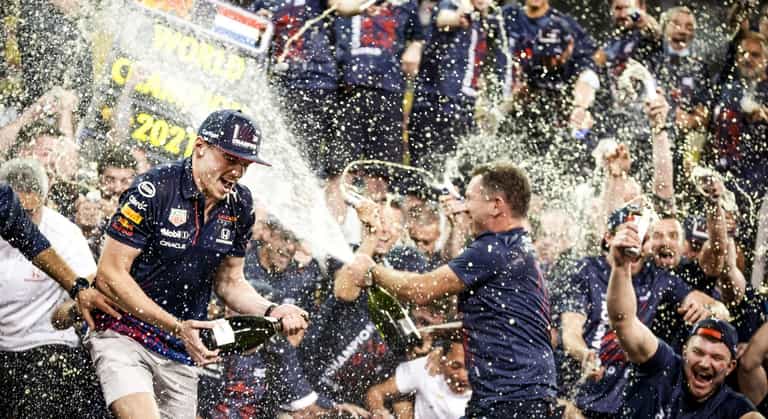 F1 fans sent into frenzy after Netflix announce Drive to Survive release date F1 fans sent into frenzy after Netflix announce Drive to Survive release date