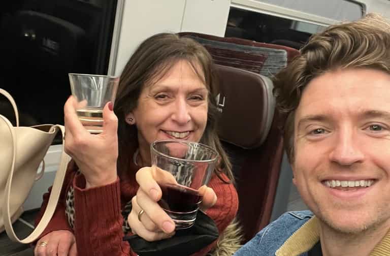 Mum thought she was sitting next to Greg James on train so her daughter tweeted DJ to check Mum thought she was sitting next to Greg James on train so her daughter tweeted DJ to check