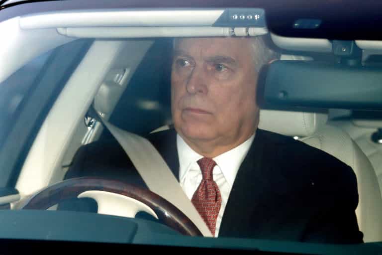 Prince Andrew makes secret nighttime visits to the Queen Prince Andrew makes secret nighttime visits to the Queen