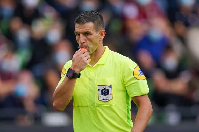 Ligue 1 set to introduce mic’d up referees as part of television coverage Ligue 1 set to introduce mic’d up referees as part of television coverage