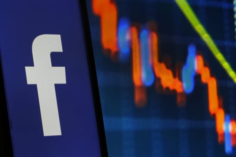 Facebook allows children into metaverse strip club Facebook allows children into metaverse strip club