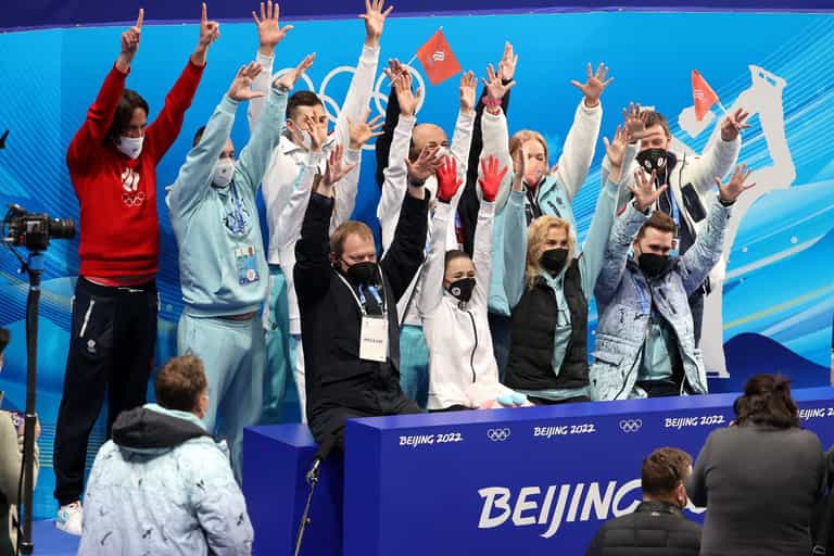 Russian figure skating team not given gold medals due to ‘legal issue’ Russian figure skating team not given gold medals due to ‘legal issue’