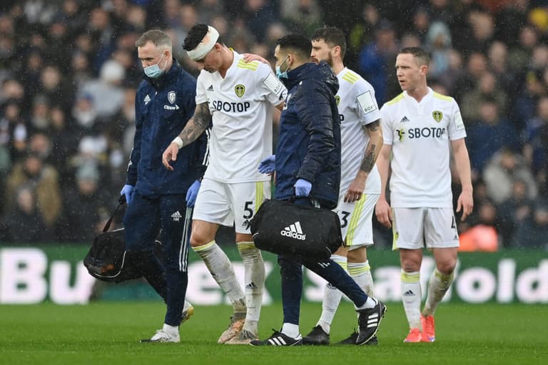 Leeds claim they did follow concussion protocols over Robin Koch injury Leeds claim they did follow concussion protocols over Robin Koch injury