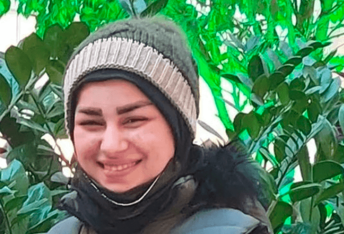 Husband parades decapitated head of 17-year-old wife in Iran after killing her Husband parades decapitated head of 17-year-old wife in Iran after killing her