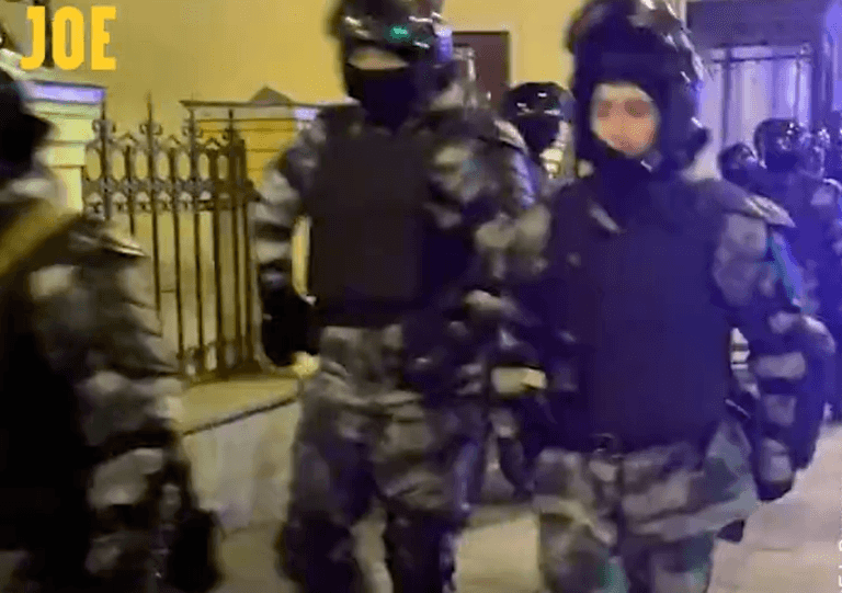 Russians protesting against Ukraine invasion dragged from the streets Russians protesting against Ukraine invasion dragged from the streets