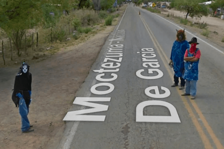 Chilling Google Maps pic appears to show creepy Mexican cartel members Chilling Google Maps pic appears to show creepy Mexican cartel members