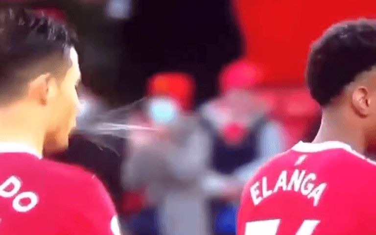Cristiano Ronaldo appears to accidentally spit on Anthony Elanga after Southampton draw Cristiano Ronaldo appears to accidentally spit on Anthony Elanga after Southampton draw
