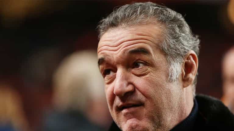 Steaua Bucharest owner announces ban on signing vaccinated players Steaua Bucharest owner announces ban on signing vaccinated players