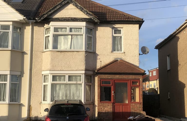 Missing girl, 2, found dead in garden ‘discovered in builder’s bucket’ Missing girl, 2, found dead in garden ‘discovered in builder’s bucket’