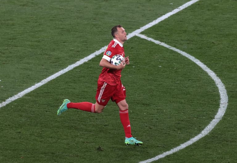 Russia captain Artem Dzyuba rejects call-up to national team Russia captain Artem Dzyuba rejects call-up to national team