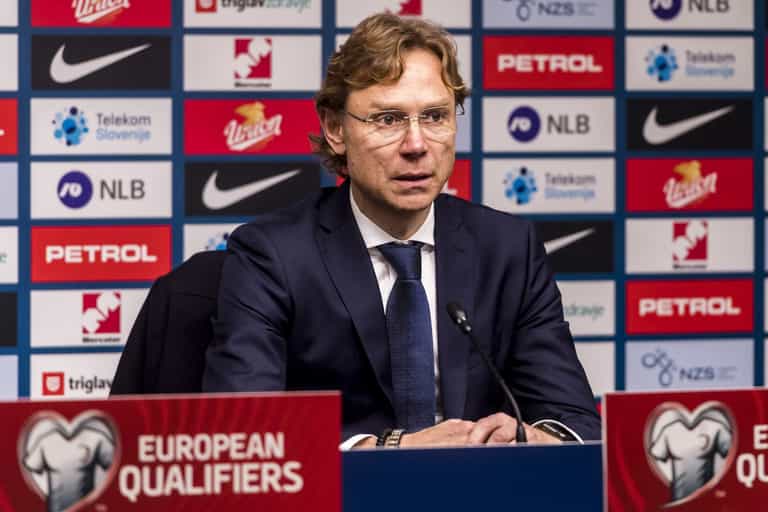 Russian national team coach speaks out on invasion of Ukraine Russian national team coach speaks out on invasion of Ukraine