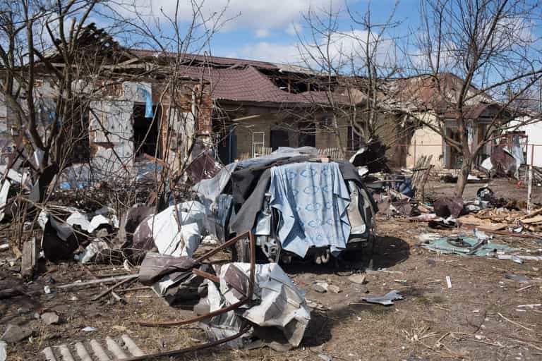 Russian military says it will ‘drastically’ cut back operations near Kyiv as Moscow hints at climbdown Russian military says it will ‘drastically’ cut back operations near Kyiv as Moscow hints at climbdown