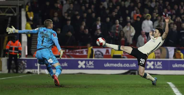 Liverpool beat Nottingham Forest after two late VAR calls Liverpool beat Nottingham Forest after two late VAR calls