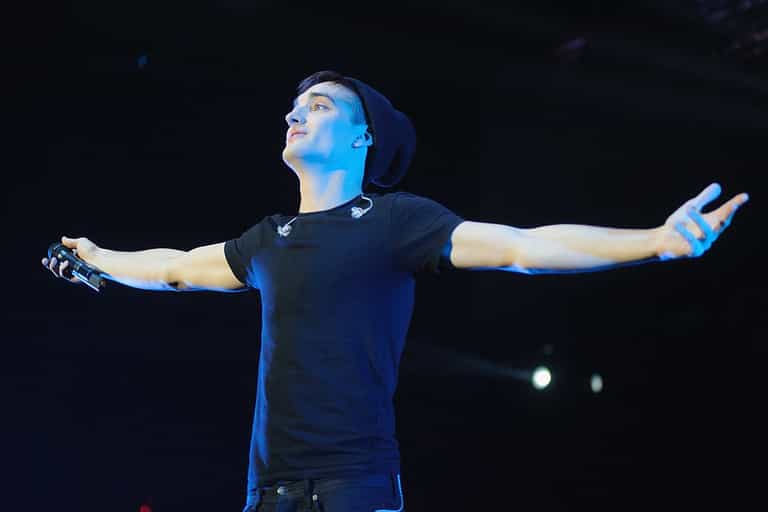 The ‘perfect’ song played as Tom Parker passed away surrounded by loved ones The ‘perfect’ song played as Tom Parker passed away surrounded by loved ones