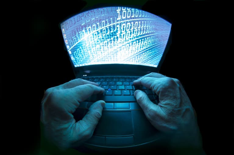 Anonymous hacks Russia’s media censorship agency and leaks 364,000 documents Anonymous hacks Russia’s media censorship agency and leaks 364,000 documents