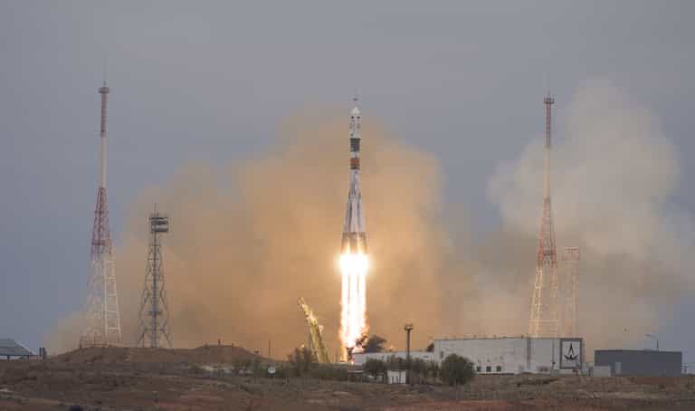 Anonymous-affiliated hackers say they have shut down Russian space agency Anonymous-affiliated hackers say they have shut down Russian space agency