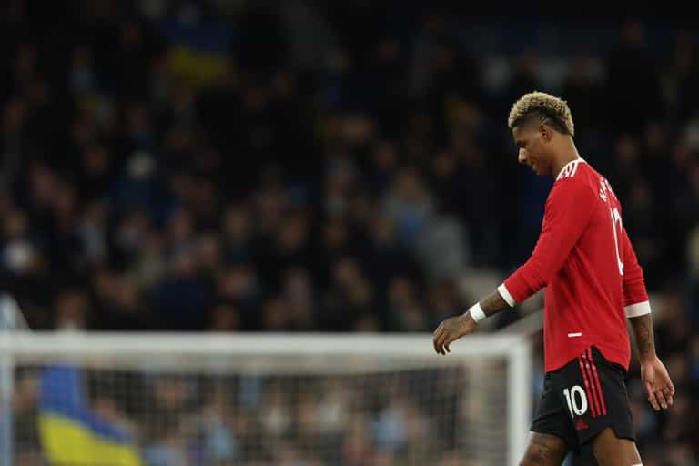 Marcus Rashford confronts abusive fans after Champions League defeat Marcus Rashford confronts abusive fans after Champions League defeat