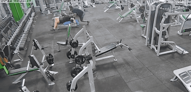 CCTV footage shows horrifying moment man slams 20kg weight on gymgoer’s head CCTV footage shows horrifying moment man slams 20kg weight on gymgoer’s head