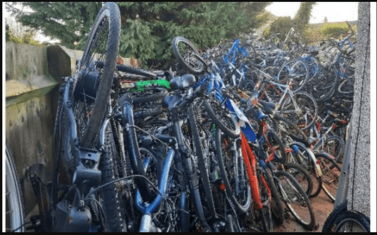 Google Earth snitches and reveals ‘stolen bike’ stash so large it can be seen from above Google Earth snitches and reveals ‘stolen bike’ stash so large it can be seen from above