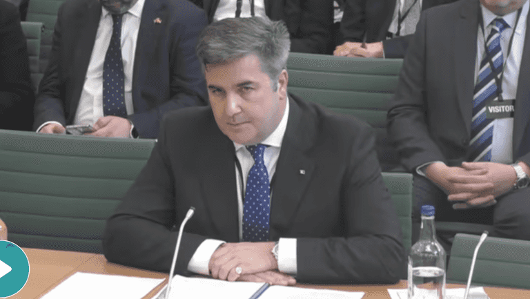 P&O Ferries: Transport Secretary tells boss to reinstate 800 sacked workers P&O Ferries: Transport Secretary tells boss to reinstate 800 sacked workers