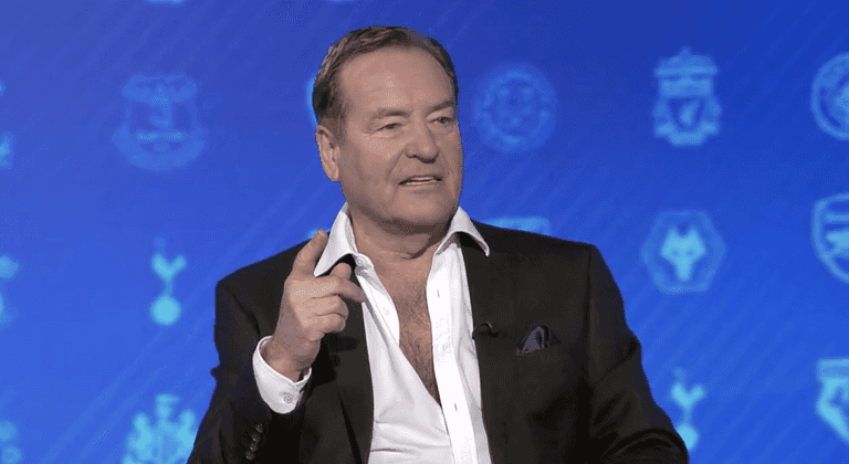 Sky confirm Jeff Stelling will stay on Soccer Saturday after dramatic u-turn Sky confirm Jeff Stelling will stay on Soccer Saturday after dramatic u-turn