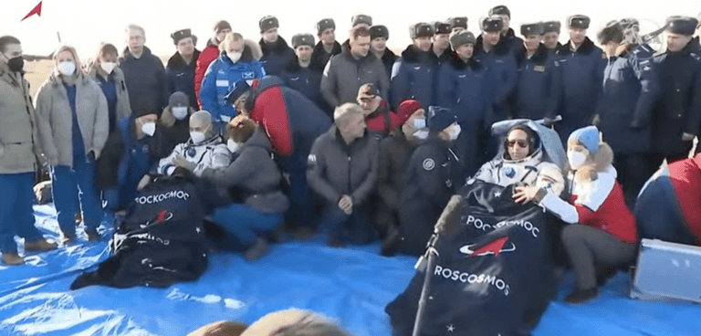Record-breaking Nasa astronaut returns to Earth on Russian craft after year-long stay Record-breaking Nasa astronaut returns to Earth on Russian craft after year-long stay