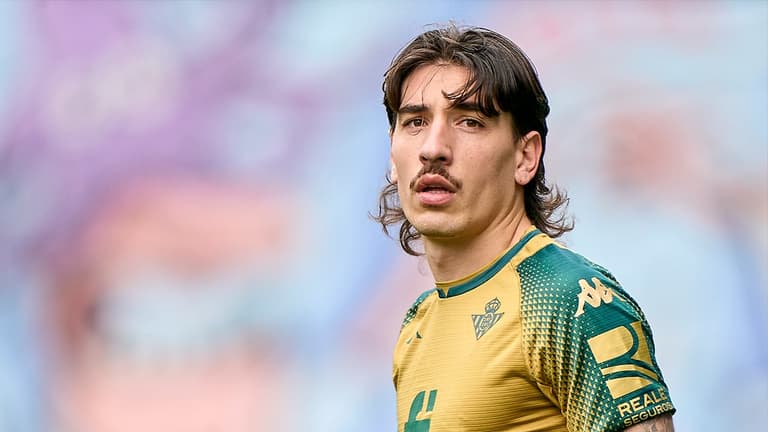 Hector Bellerin questions why Ukraine gets more attention than Palestine, Yemen and Iraq Hector Bellerin questions why Ukraine gets more attention than Palestine, Yemen and Iraq