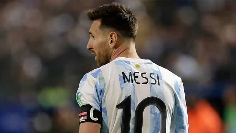 The reason Argentina make 650 Lionel Messi shirts every international break The reason Argentina make 650 Lionel Messi shirts every international break