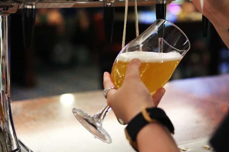 One of UK’s biggest pub chains hikes price of pint by 45p One of UK’s biggest pub chains hikes price of pint by 45p