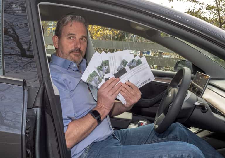 Builder get 51 driving fines in single day leaving him with £6k bill Builder get 51 driving fines in single day leaving him with £6k bill