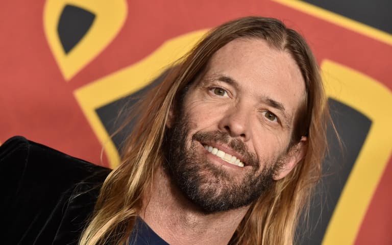 Taylor Hawkins dead: Music world pays tribute to Foo Fighters drummer Taylor Hawkins dead: Music world pays tribute to Foo Fighters drummer