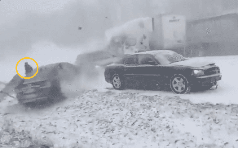 Horrifying video shows 60-car pile-up in the US that leaves three motorists dead Horrifying video shows 60-car pile-up in the US that leaves three motorists dead