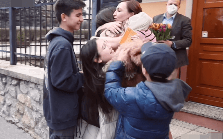 Little boy who fled Ukraine with only a phone number on hand is reunited with mum Little boy who fled Ukraine with only a phone number on hand is reunited with mum