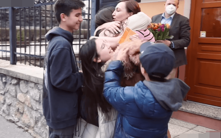 Little boy who fled Ukraine with only a phone number on hand is reunited with mum Little boy who fled Ukraine with only a phone number on hand is reunited with mum
