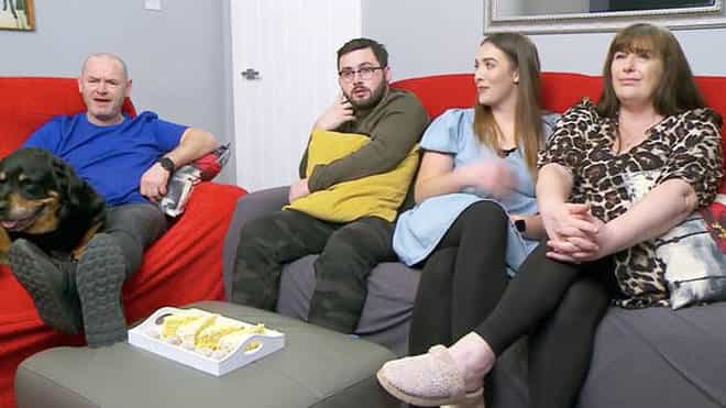 Gogglebox fans have only just realised the Malones have another child Gogglebox fans have only just realised the Malones have another child
